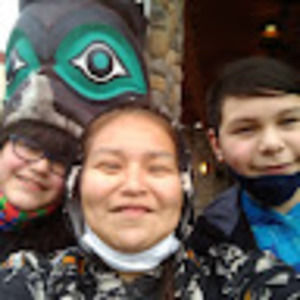 Meet your Posher, Casey